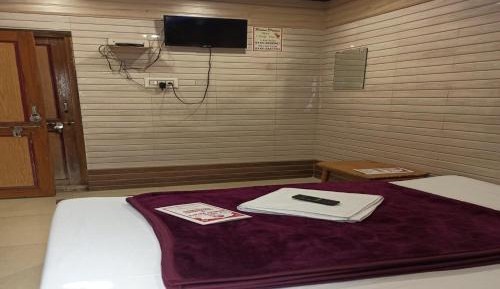 Economy Single Room