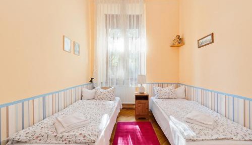 One-Bedroom Apartment (2 Adults)