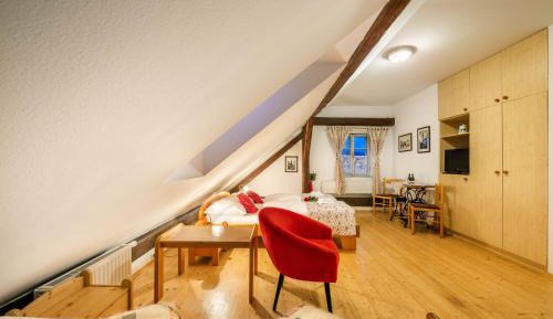 Deluxe Double Room with Extra Bed