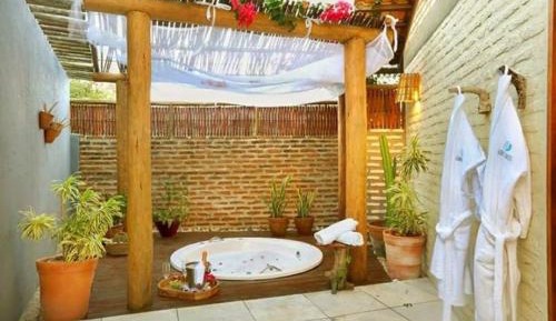 King Suite with Spa Bath