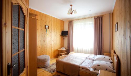 Twin Room with Mountain View