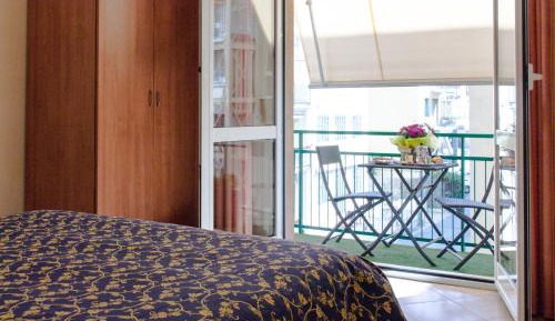 Superior One-Bedroom Apartment