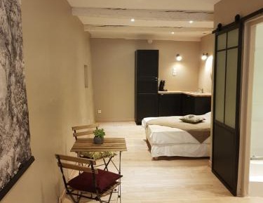 Studio Apartment