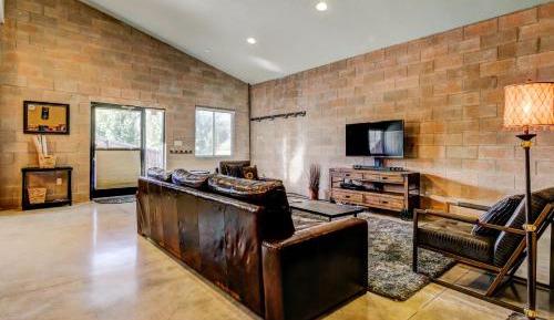 Three Bedroom Apartment