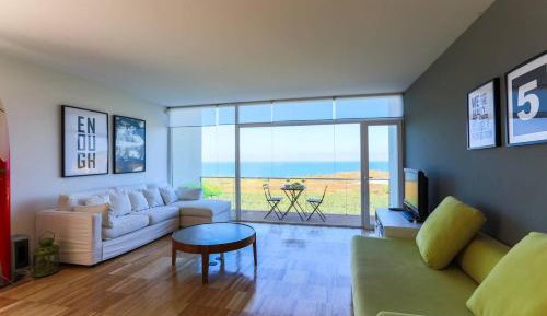Villa - Beach Front