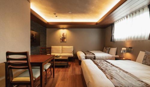 Classic Quadruple Room