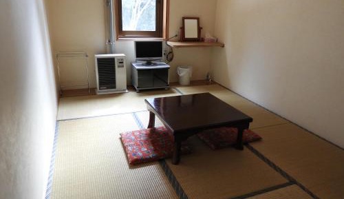Japanese-Style Room