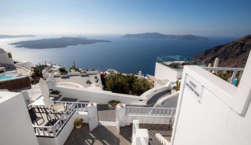 Superior Deluxe Studio with Caldera View