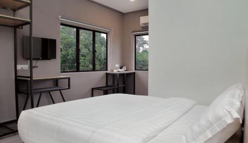 Double Room with Private Bathroom
