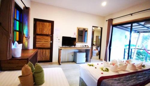 Deluxe Triple Room