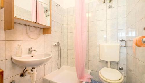 One-Bedroom Apartment - First Floor