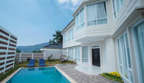 Deluxe Villa