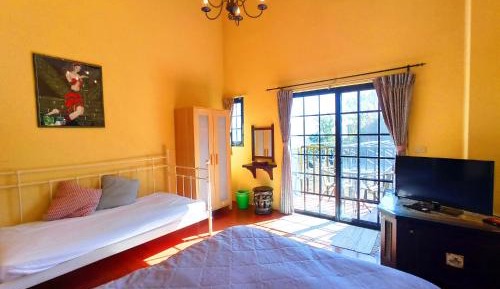 Triple Room with Balcony
