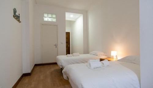 Twin Room with Bathroom