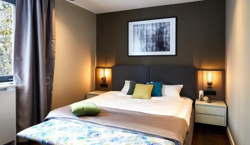 Three-Bedroom Apartment with Terrace