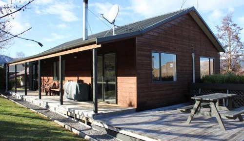 Three-Bedroom Holiday Home 