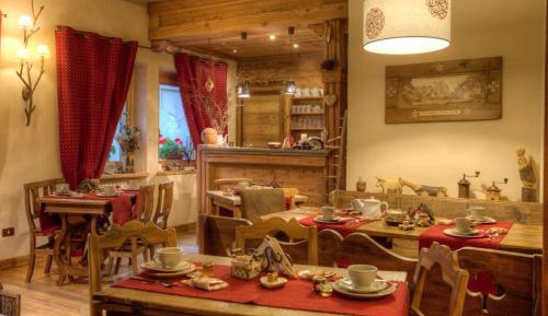 Suite with Balcony (3 Adults)