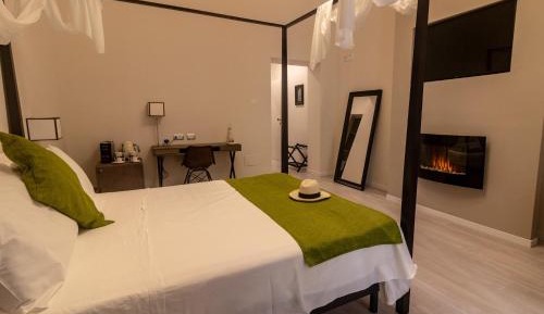 Junior Suite with Balcony
