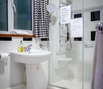 Double or Twin Room with Private External Bathroom