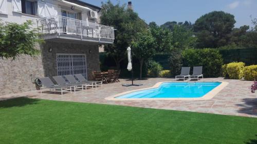 Villa with Private Pool
