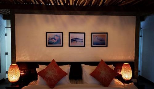 Deluxe Double Room (2 Adults + 1 Child)