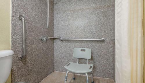 King Room - Disability Access - Non-Smoking