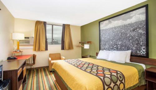 King Room - Mobility Access/Non-Smoking