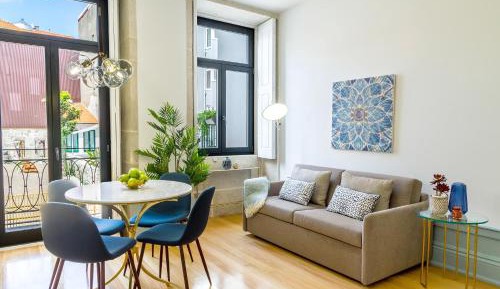 Apartment with Garden View