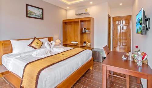 Deluxe Double Room with Balcony