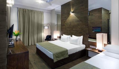 Deluxe Triple Room