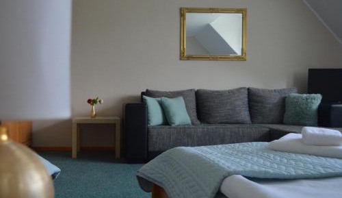 Double Room with Extra Bed and private bathroom