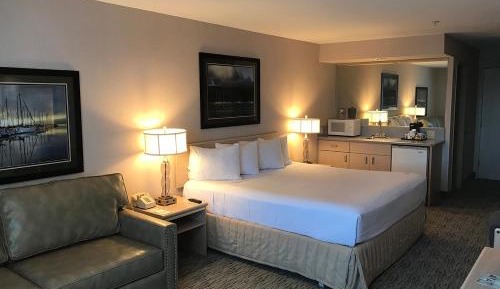 King Room with Sofa Bed