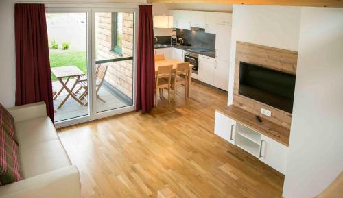 Apartment with Lake View