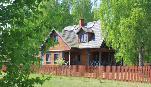 Three-Bedroom Townhouse
