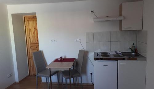 Basic Triple Room