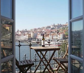 Superior Studio with Balcony and River View