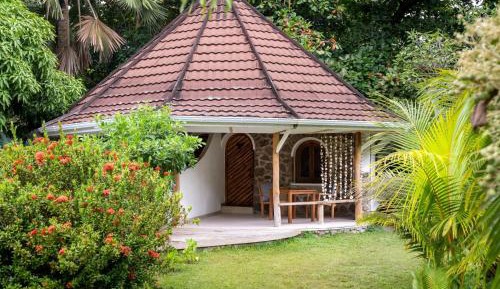 Eden Garden - Charm Room