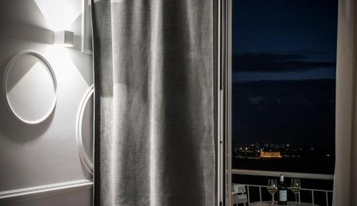 Double Room with Balcony and Sea View