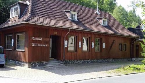 Five-Bedroom Holiday Home