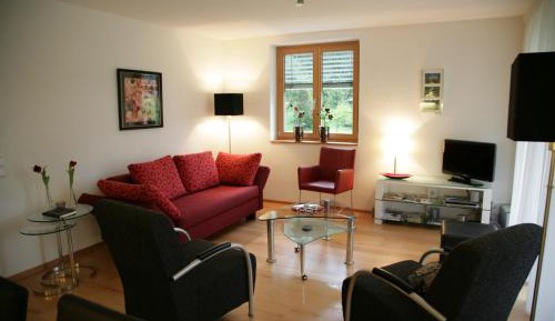 Two-Bedroom Apartment (4 Adults)