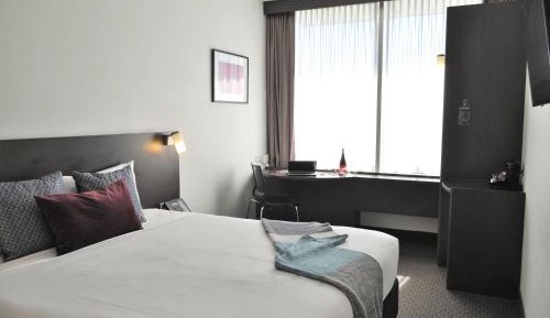 Standard Queen Room