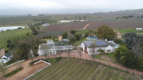 Deluxe Double or Twin Room with Garden View