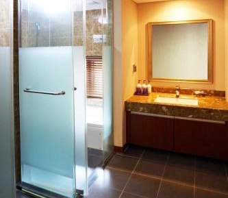 Twin Room with Bath