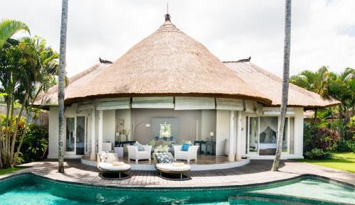 Deluxe Three-Bedroom Villa with Private Pool 