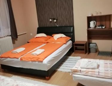 Quadruple Room with Bathroom