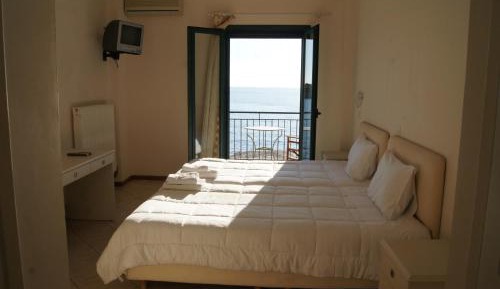 Double Room with Balcony and Sea View