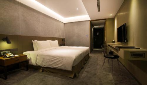 Large Double Room