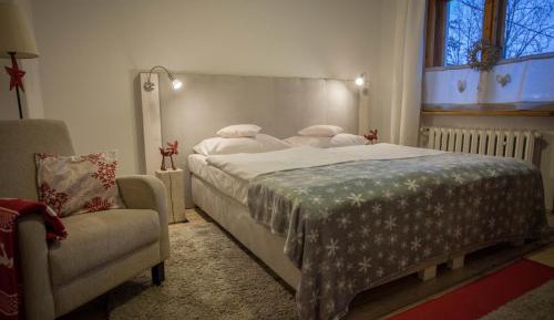 One-Bedroom Apartment (4 Adults)