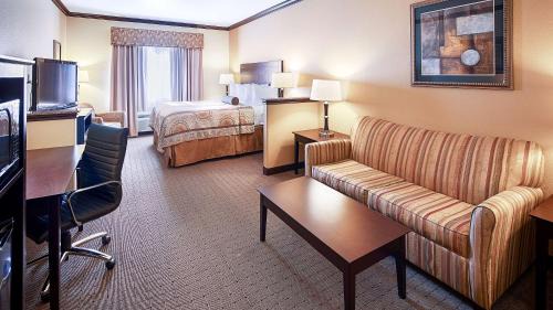 King Room with Sofa Bed - Non-Smoking