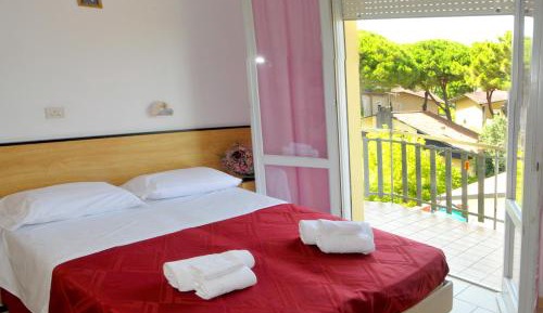Double or Twin Room with Balcony